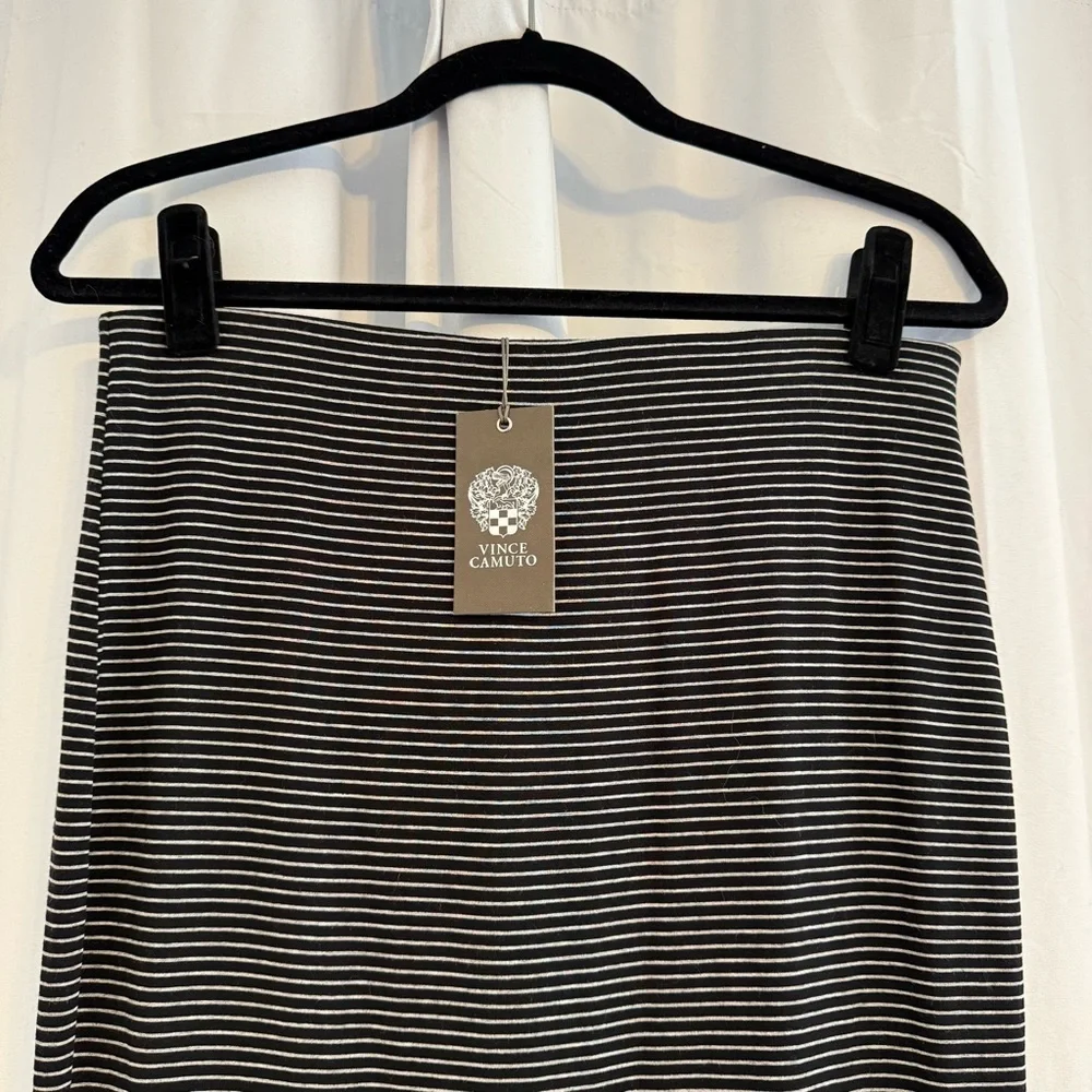 Vince Camuto NWT Black White Striped Midi Skirt Raw Hem Women’s Small - Picture 4 of 9